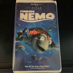 Disney Finding Nemo VHS